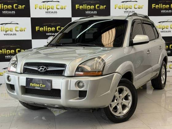HYUNDAI TUCSON 2.0 MPFI GLS 16V 143CV 2WD FLEX 4P AUTOMÁTICO HYUNDAI TUCSON 2.0 MPFI GLS 16V 143CV 2WD FLEX 4P AUTOMÁTICO